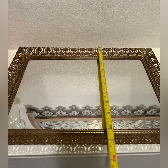 Vintage Ornate Ormolu Gold Filigree Mirrored Vanity Tray - Picture 10 of 11